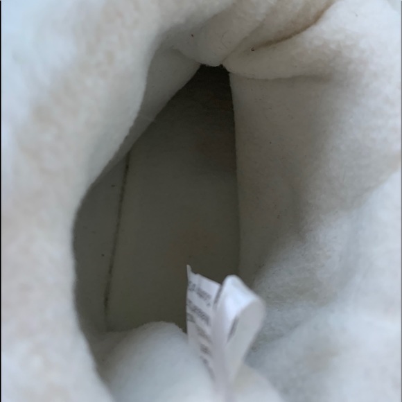 ⚡️3/$20 elf slippers - Picture 4 of 5